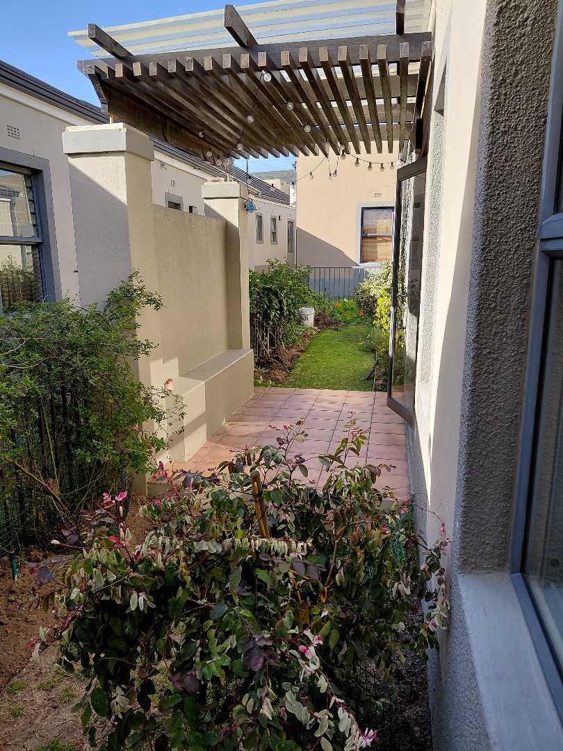 To Let 3 Bedroom Property for Rent in Plattekloof Western Cape